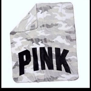 Camo Pink Blanket